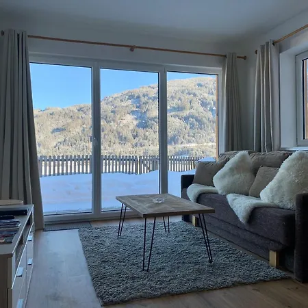 Promi-lodge - An Der Piste * フラッハウ